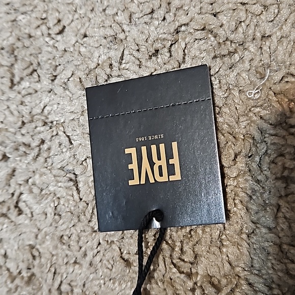 NWT Frye Leather Wristlet - Picture 7 of 10